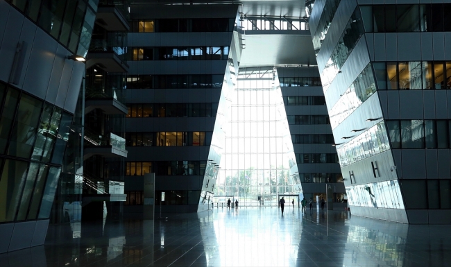 NATO yeni karargahının kapılarını açtı